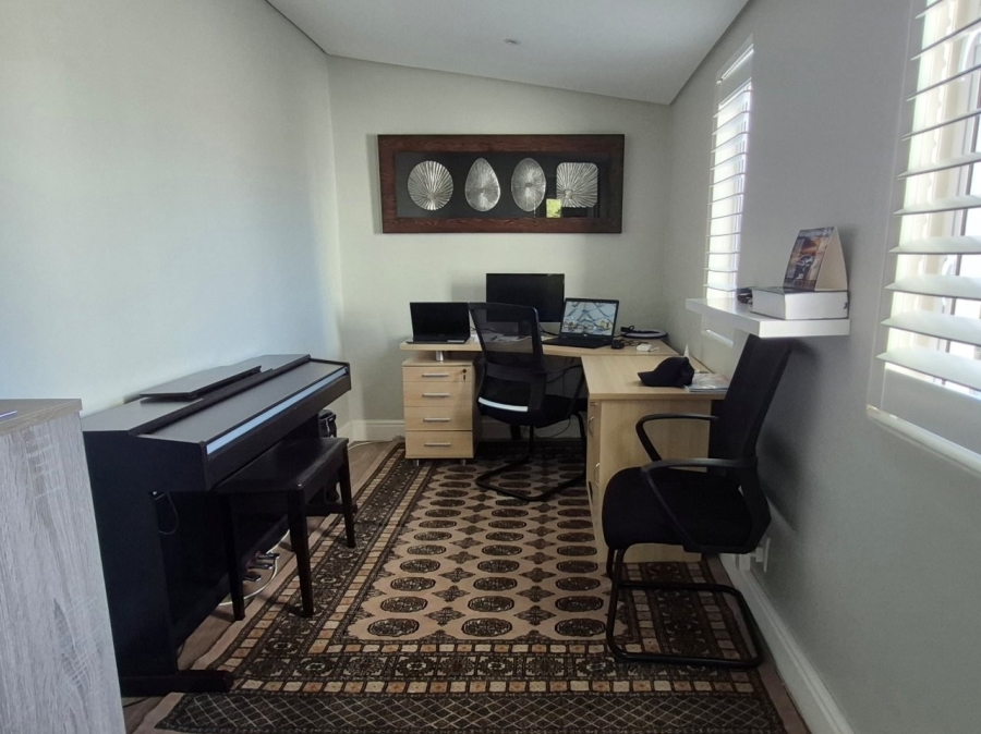 To Let 3 Bedroom Property for Rent in Eversdal Heights Western Cape